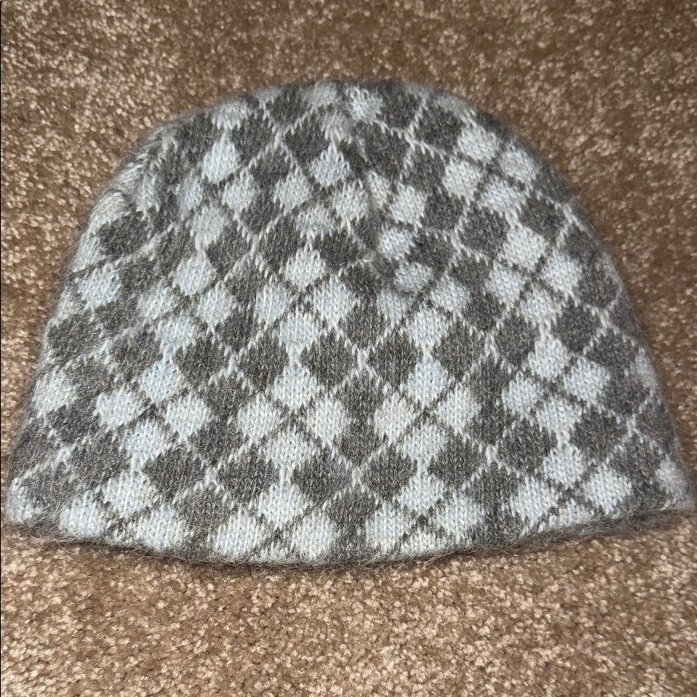 Cozy Gray Argyle Kids Wool Beanie. U